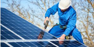 Installation Maintenance Panneaux Solaires Photovoltaïques à Clary